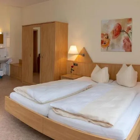 Haus Sonneck 게스트하우스 *